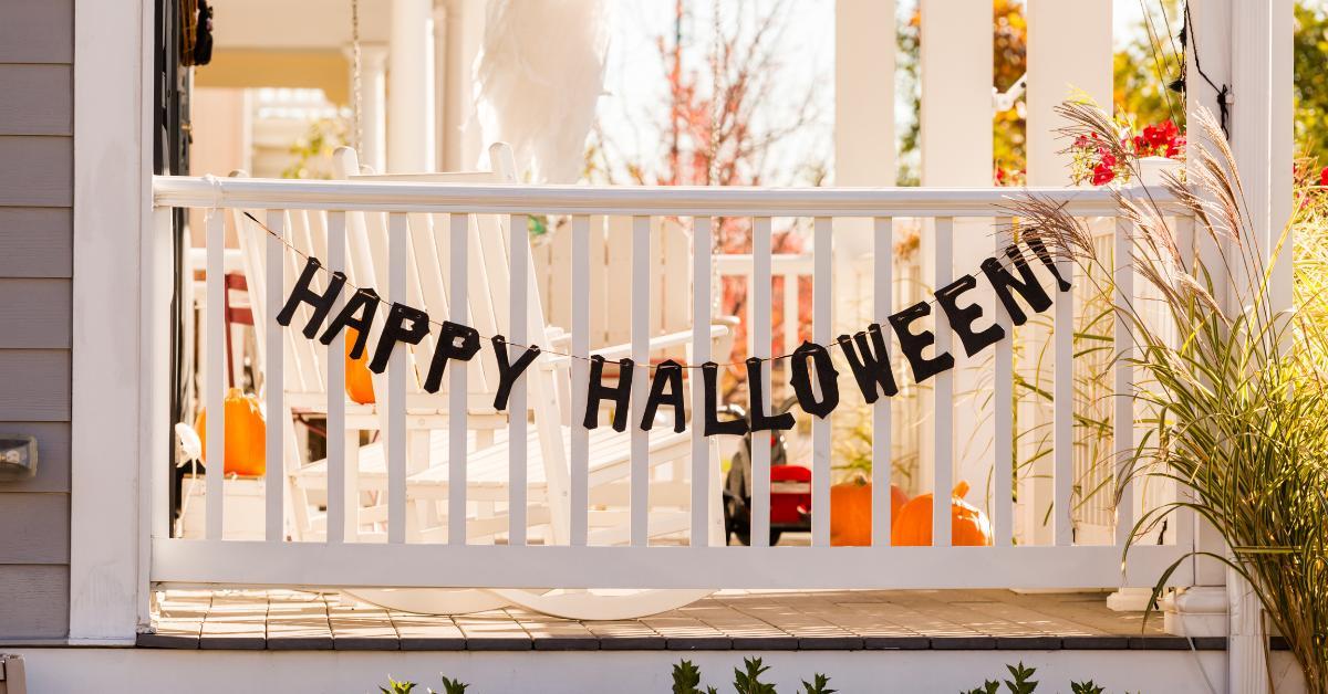 FARMHOUSE INSPIRED ETSY HALLOWEEN DECOR